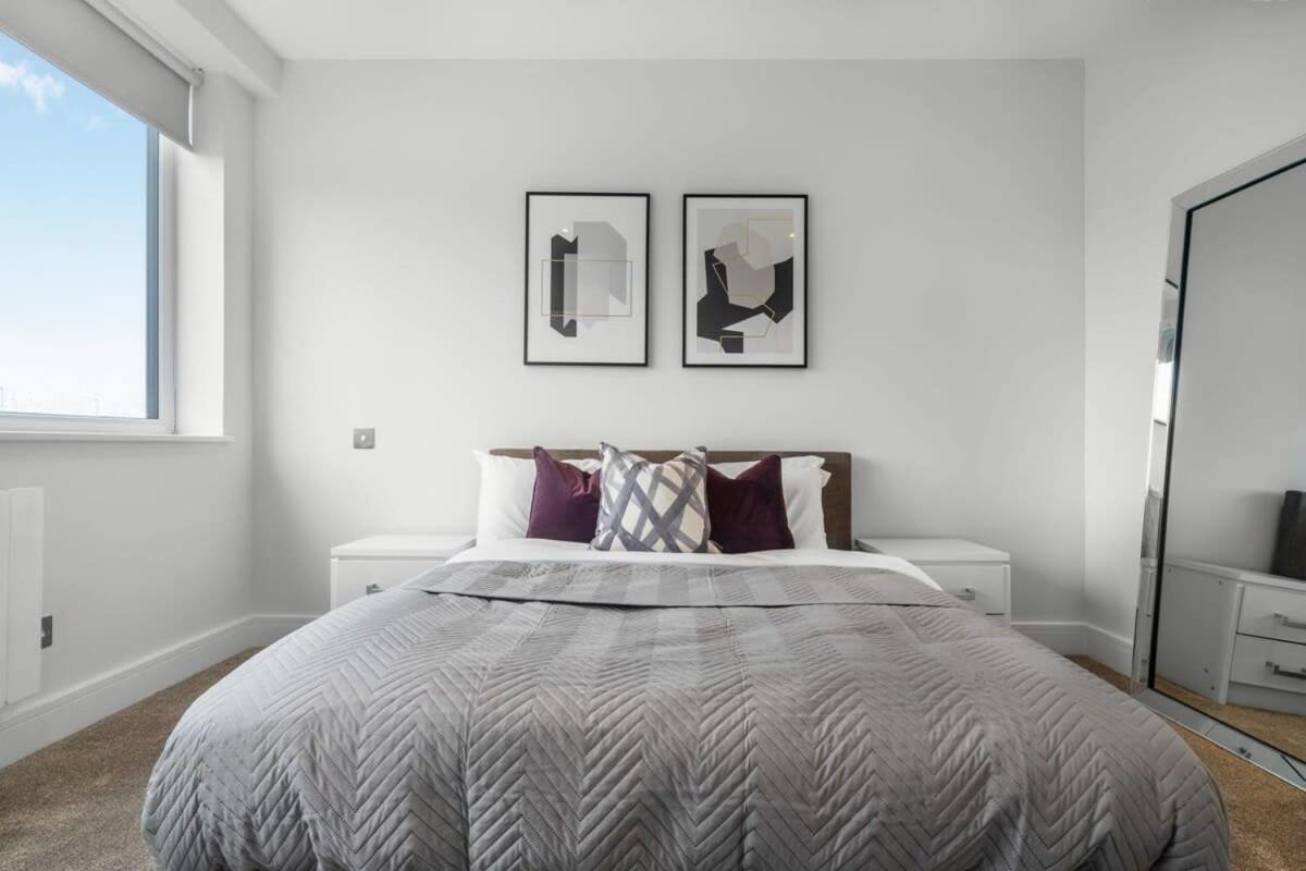 Lovely 1 Bedroom Apartment In The Heart Of Eastleigh Εξωτερικό φωτογραφία